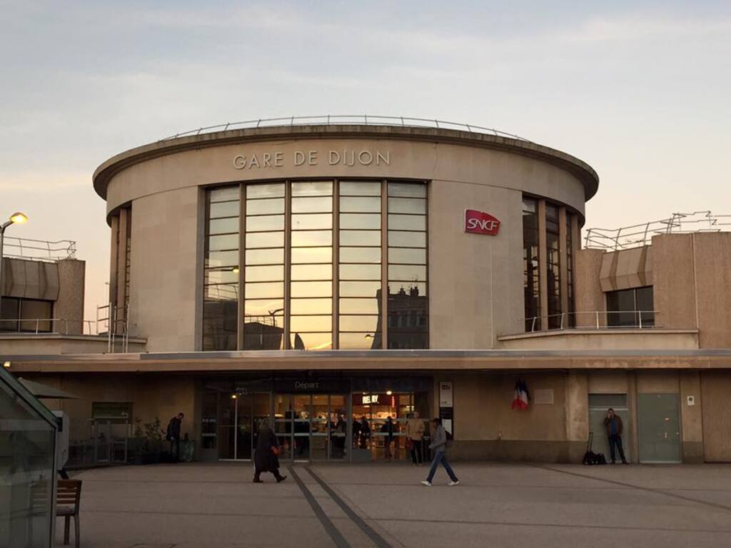 Food Truck de la gare Dijon 1